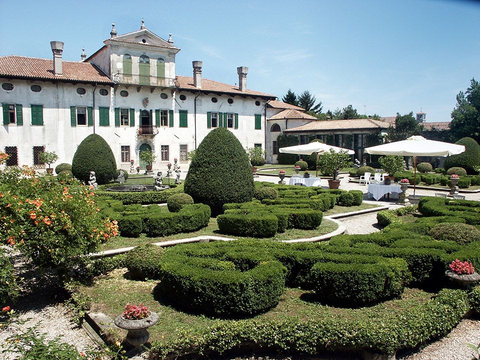 Villa de Clarinici Dornpacher
