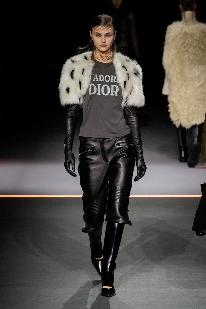 Dior, The time of the dress-image 5