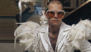 70 anni di stravaganza: buon compleanno Elton John