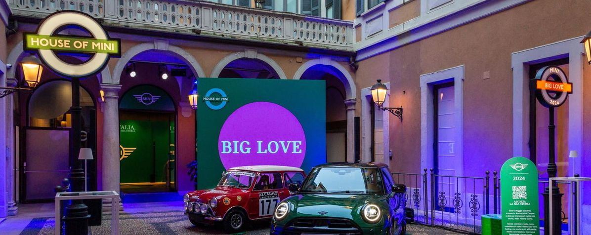 Le Mini sulla città: una grande vetrina milanese per i 65 anni del brand auto Brit