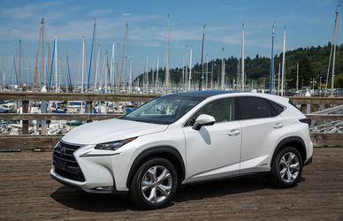 Nuova Lexus NX: il Suv ibrido che seduce