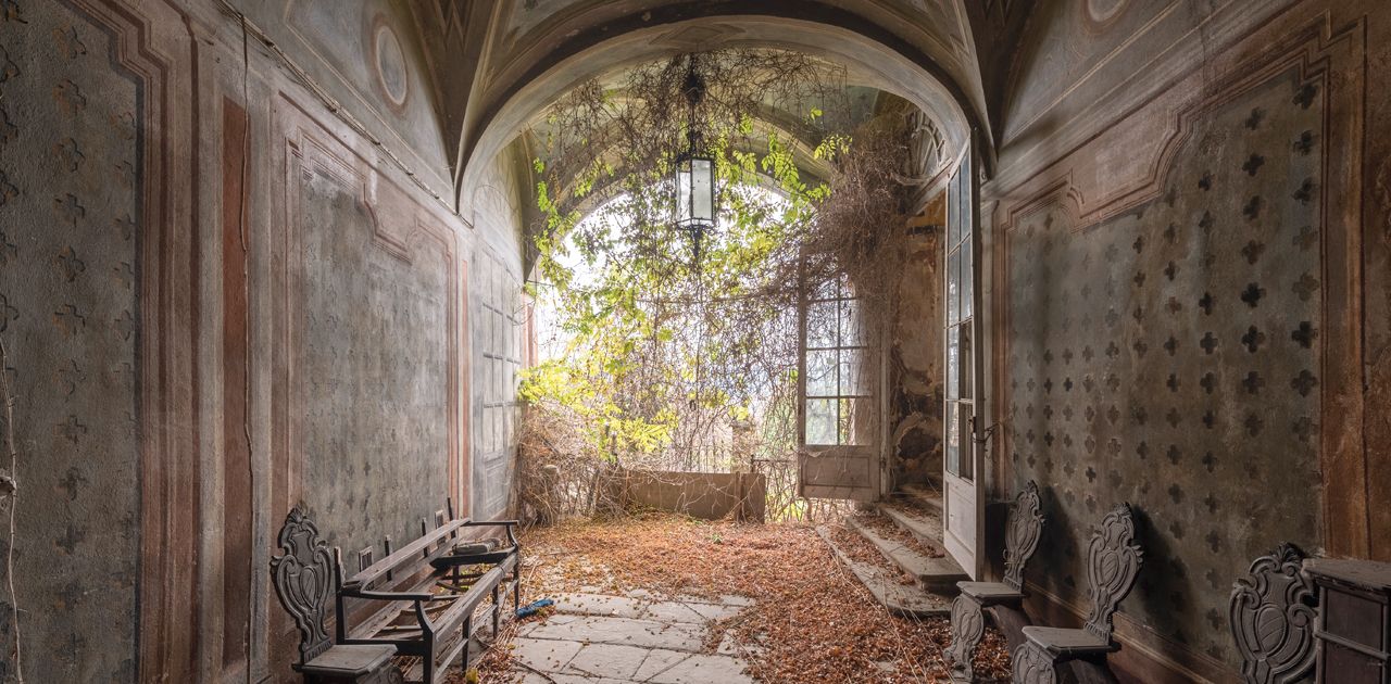 Italian Urbex, Viaggio Tra I Luoghi Abbandonati - Style