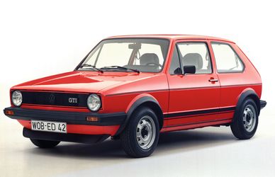 Auto d’epoca, il boom dei modelli anni ’80 e ’90 da collezione