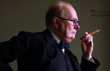 La Gran Bretagna di Churchill ne “L’ora più buia”, presto al cinema