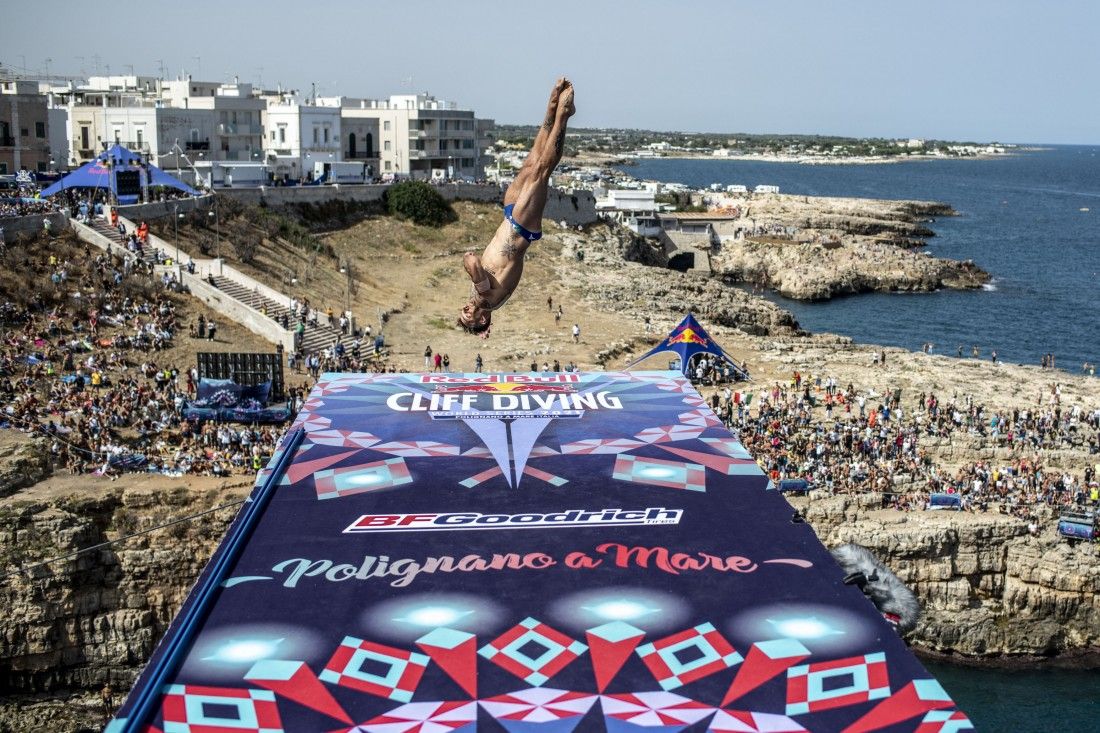 Red Bull Cliff Diving World Series a Polignano a Mare: le foto più spettacolari - immagine 4
