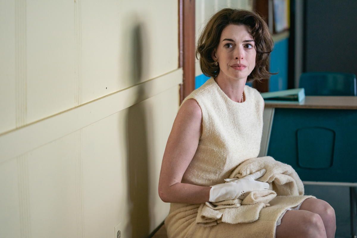 Anne Hathaway in Mothers&#8217; Instinct: un thriller femminista?- immagine 2