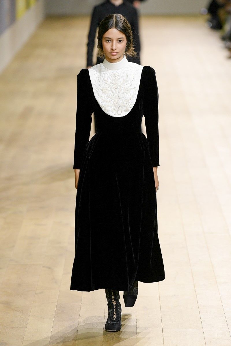 Le foto della sfilata Christian Dior Haute Couture ai 22 - immagine 40
