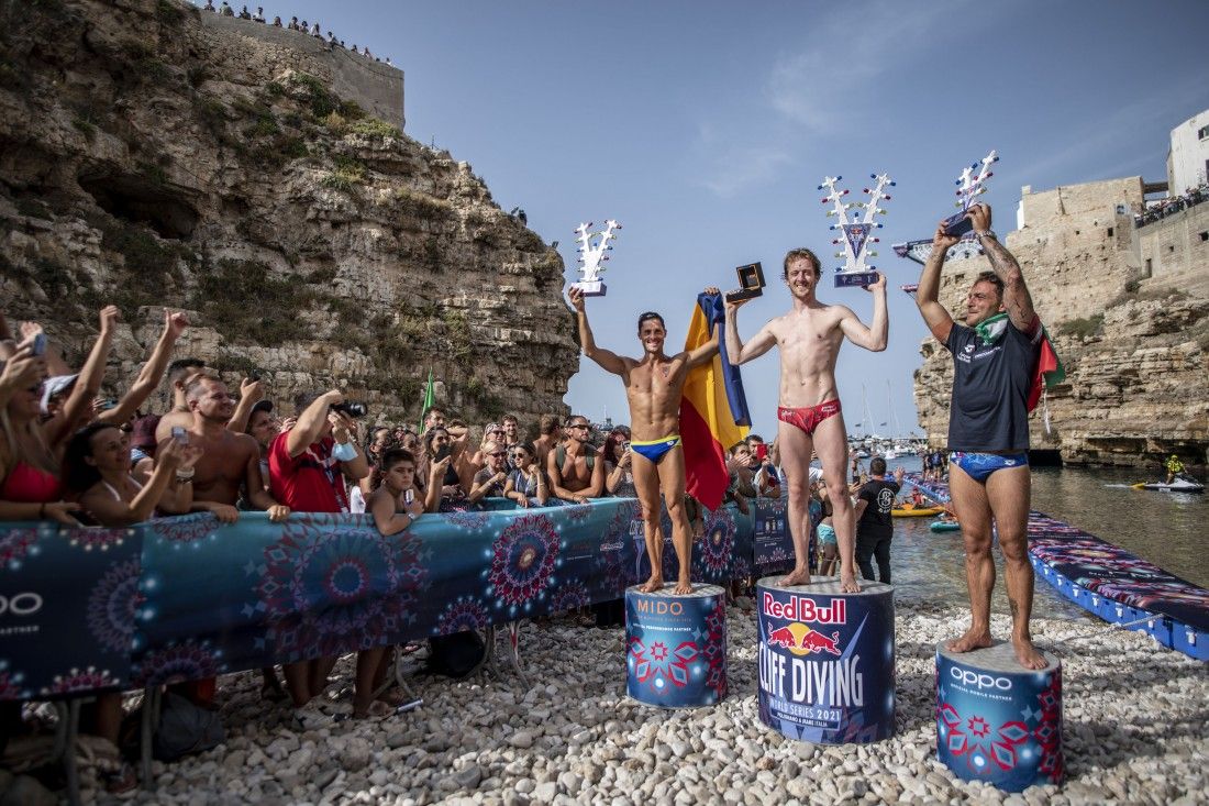 Red Bull Cliff Diving World Series a Polignano a Mare: le foto più spettacolari - immagine 5
