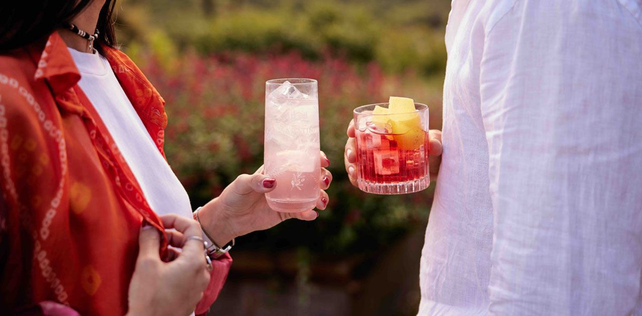 Non solo gin & tonic: i migliori cocktail da bere per il World Gin Day