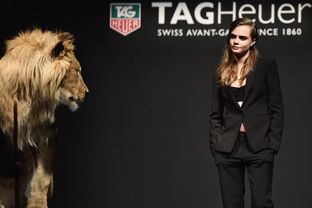 Cara Delevigne, una leonessa per TAG Heuer