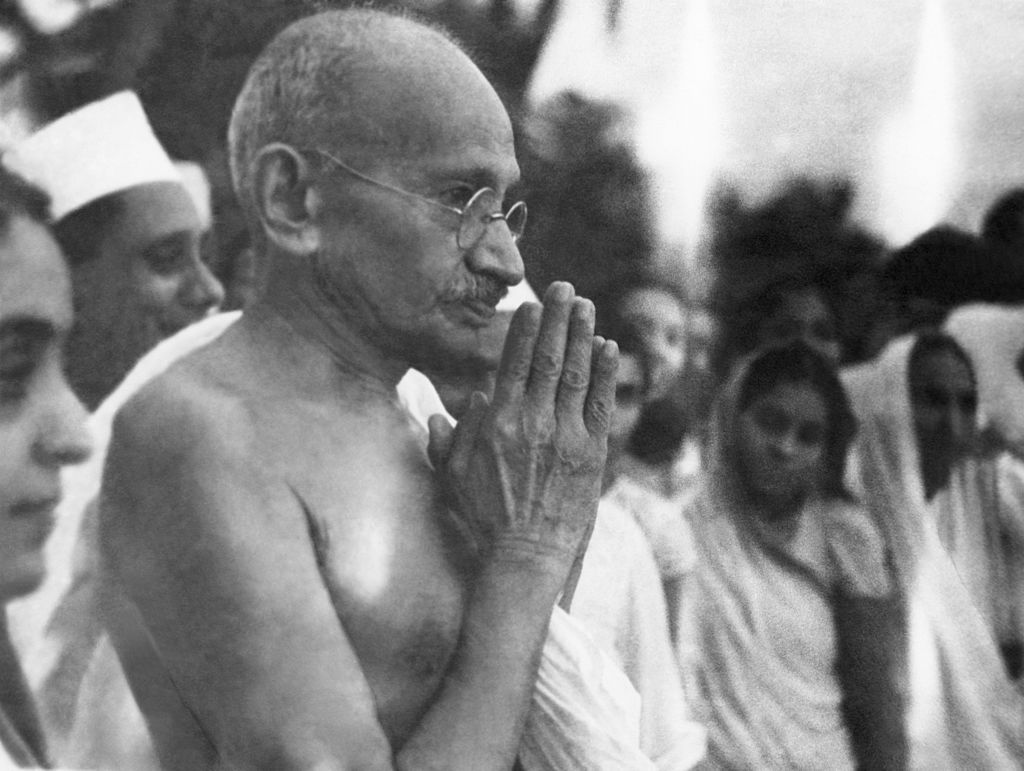 Gandhi moriva 75 anni fa: le sue frasi indimenticabili, per ricordarlo - immagine 8