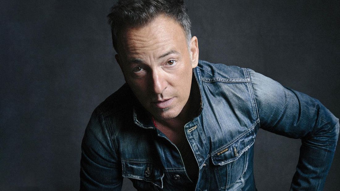 bruce-springsteen-movie-documentary-letters-apple-carriera-canzoni-successi-young-concerti