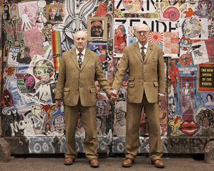 Gilbert & George aprono il loro primo Centro d’arte “per tutti”