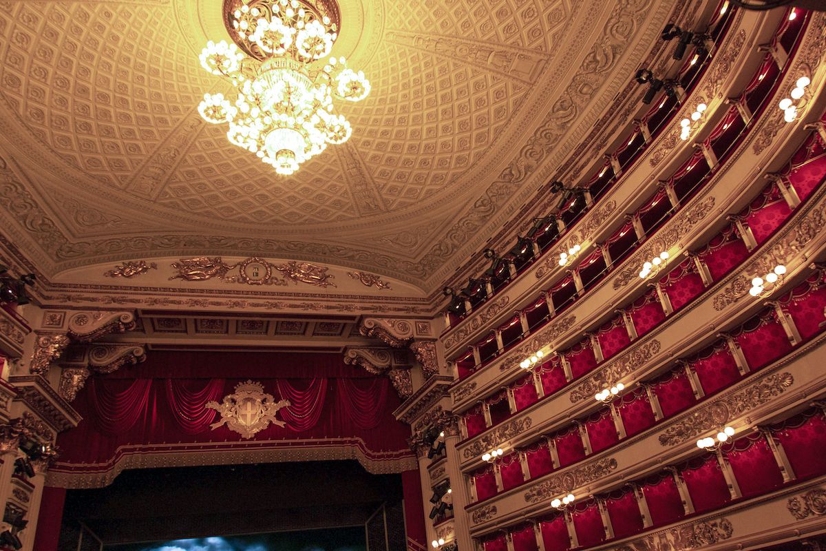 Il Teatro alla Scala, a Milano. Credit: Thomas Ronchetti/Anadolu Agency via Getty Images