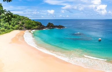 Partenza per il Brasile o un sogno da realizzare presto: 10 spiagge imperdibili