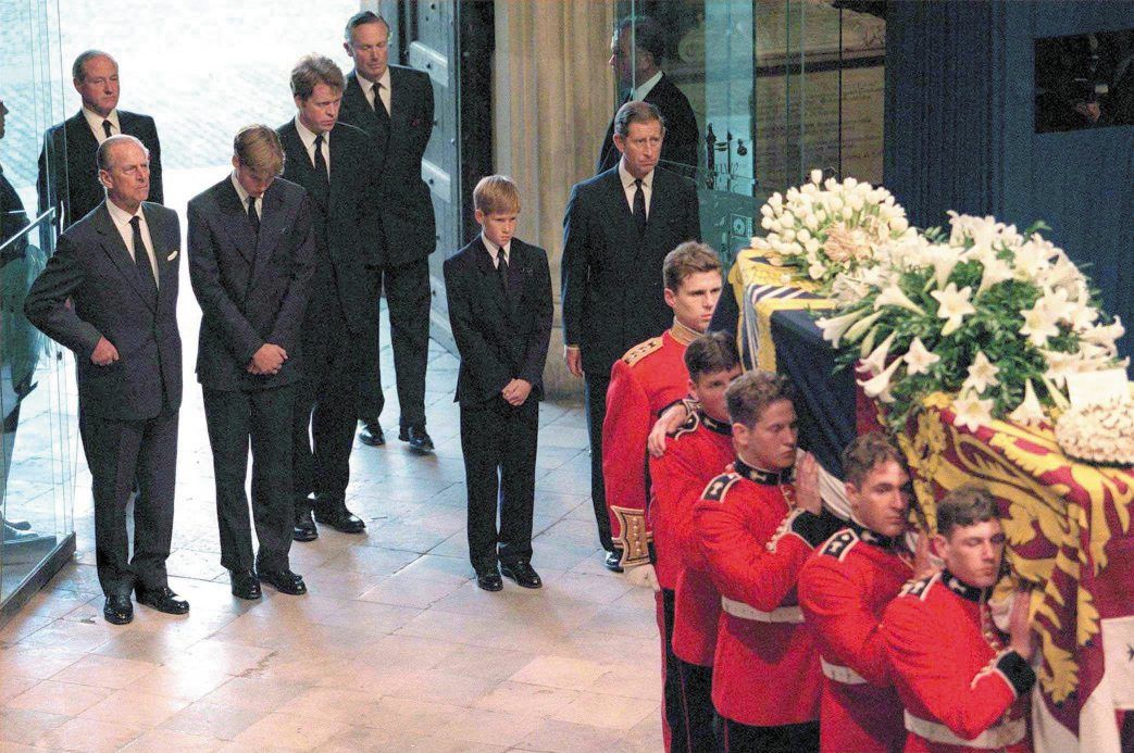Principe Harry e William: le foto dei fratelli reali un tempo inseparabili - immagine 6