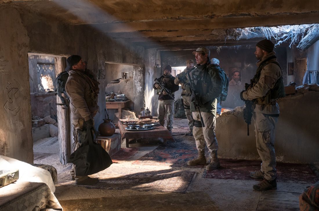 &#8220;12 soldiers&#8221;: l&#8217;epopea americana in Afghanistan arriva al cinema- immagine 3