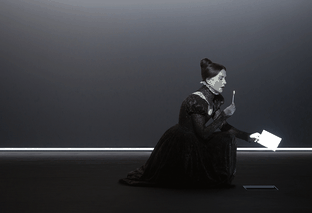 Isabelle Huppert è Maria Stuarda al Teatro della Pergola di Firenze