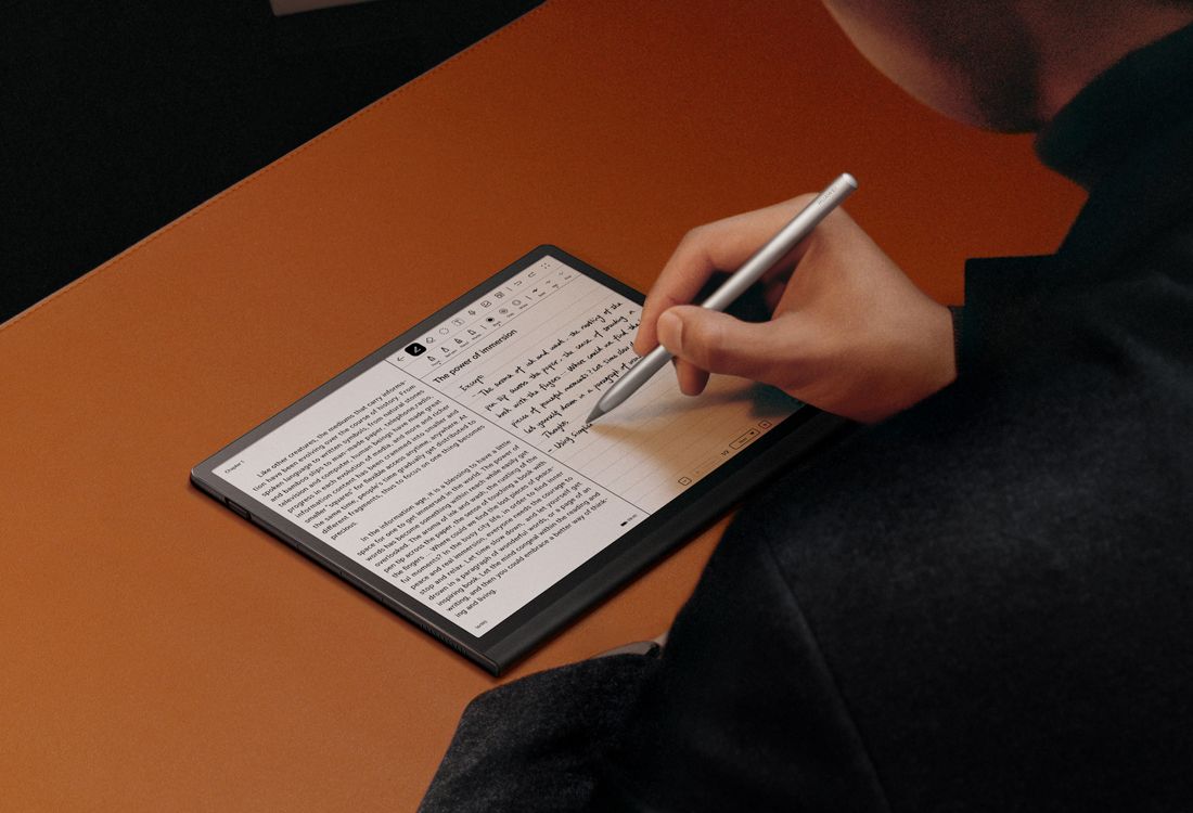 Abbiamo provato il nuovo Huawei MatePad Paper: il tablet per leggere e scrivere come sulla carta- immagine 2