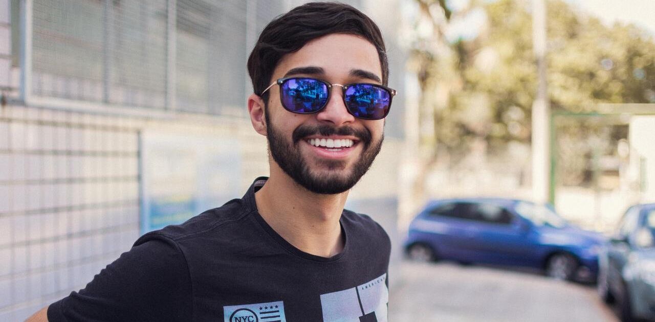 Il sorriso è il nostro biglietto da visita nei rapporti con gli altri. Foto: Pexels (4)