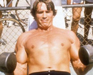 Spalle giganti grazie ad Arnold Schwarzenegger