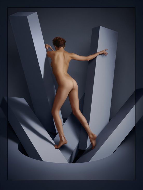 Gli scatti di Yoram Roth tra nudo artistico e scultura - immagine 6