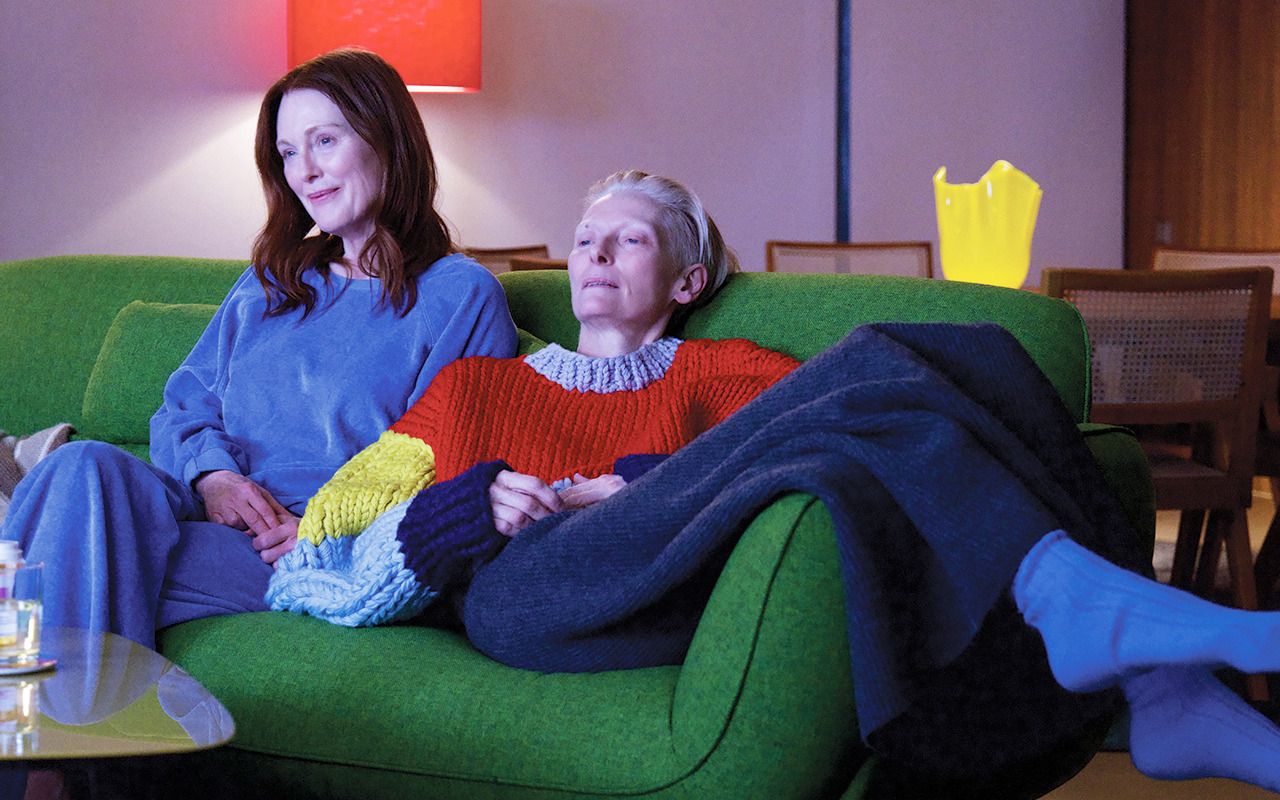 La stanza accanto di Almodóvar: trama, cast, recensione film ...