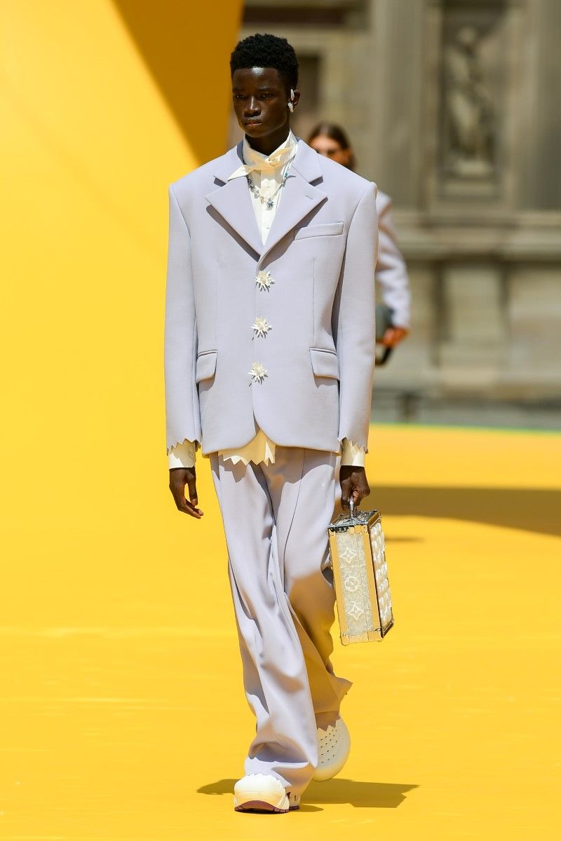 Le foto della sfilata Louis Vuitton ss23 - immagine 3