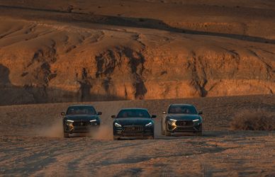 Maserati torna in versione Royale. Sulle dune del deserto