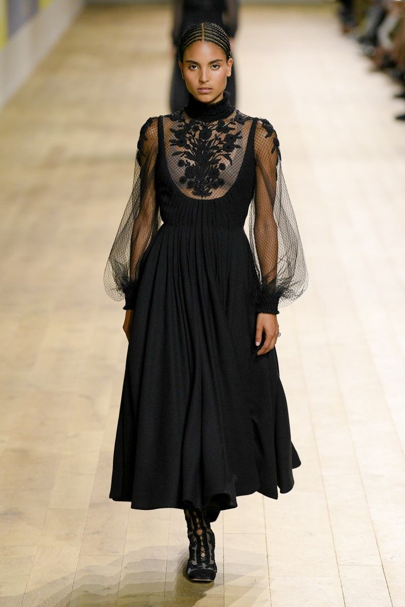 Le foto della sfilata Christian Dior Haute Couture ai 22 - immagine 56