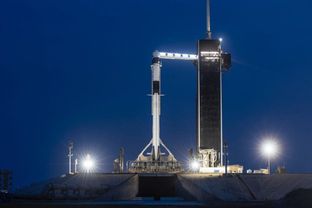 SpaceX riporta l’uomo nello spazio