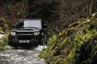 Land Rover Defender 2021: prova su strada, prezzo e caratteristiche