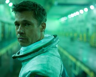 Film da vedere stasera in tv: Ad Astra, con Brad Pitt nello spazio alla ricerca del padre