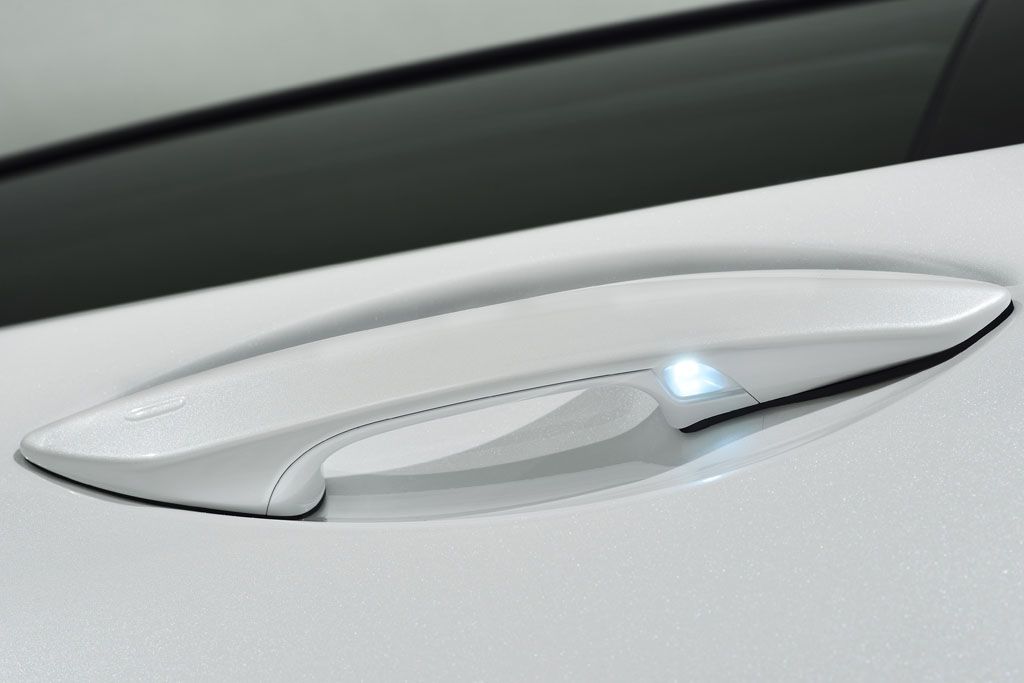 Nuova Lexus NX: il Suv ibrido che seduce - immagine 7