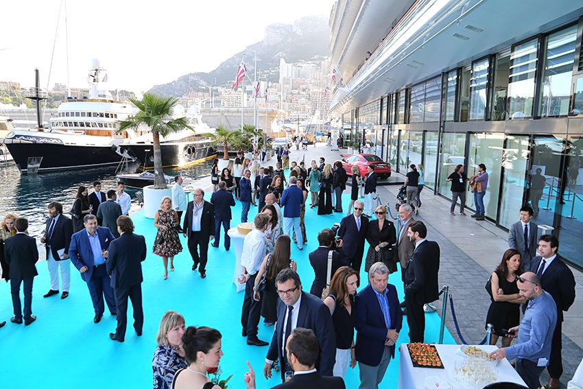Grande festa allo yacht Club de Monaco - immagine 3