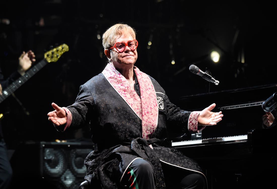 Tutti i vestiti di Gucci per il tour di addio di Elton John - immagine 2