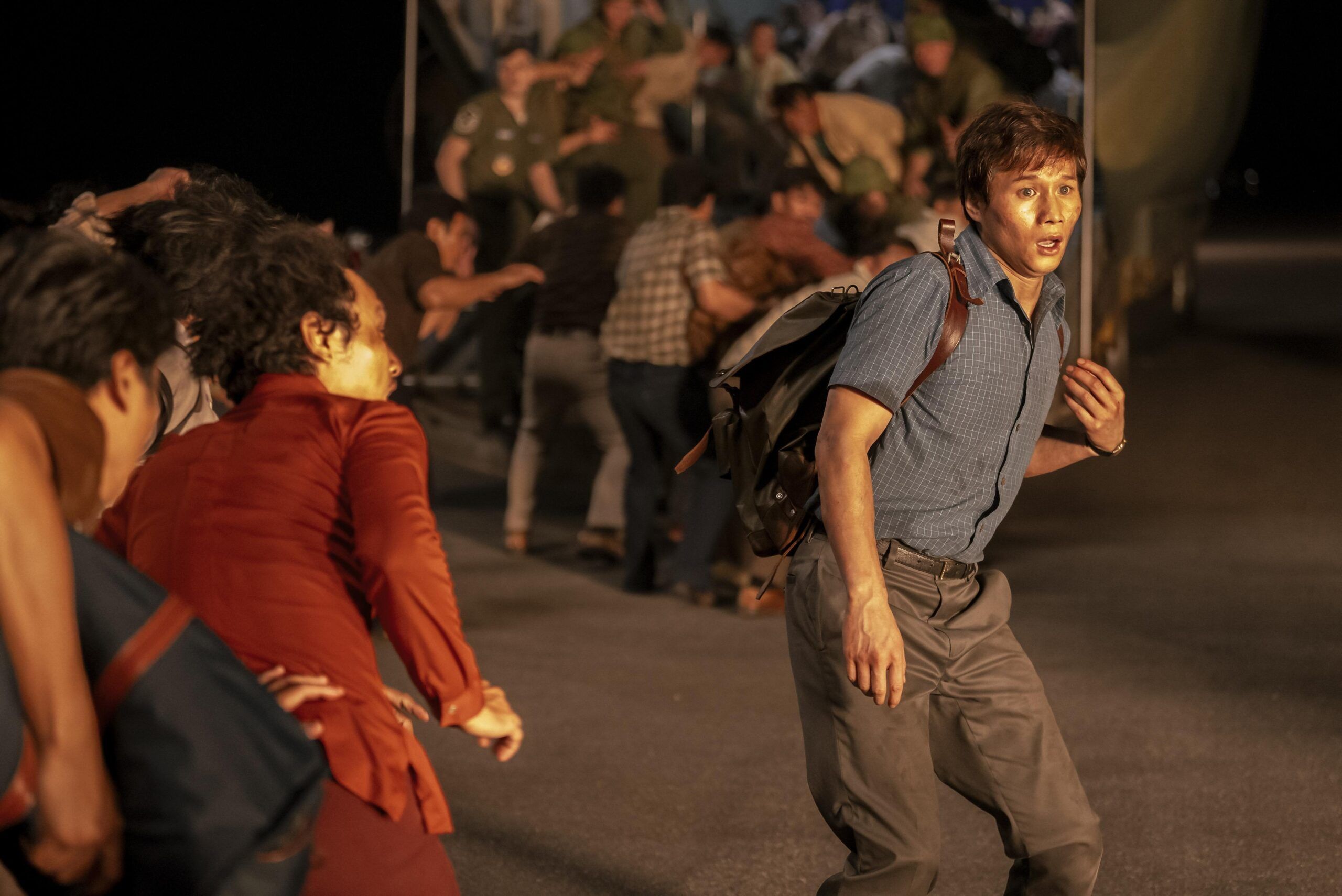 Il simpatizzante serie tv trama recensione Robert Downey jrStyle