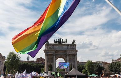 GUIDA A Milano Pride, dai talk alla parata conclusiva all’Arco della Pace: tutti gli eventi in città