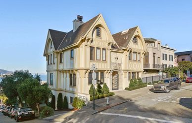 Nicolas Cage vende la sua villa di lusso a San Francisco