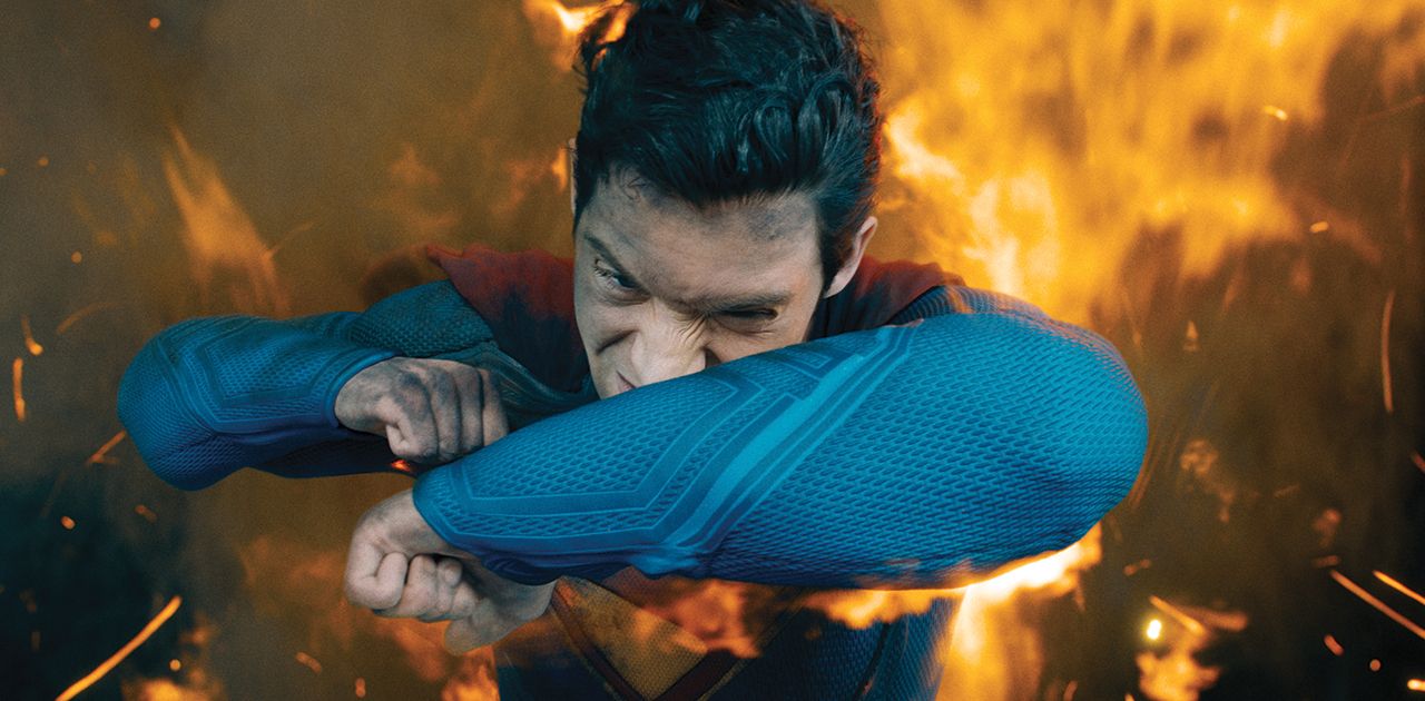 Superman film 2025 trama cast recensione style