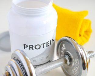Alimenti iperproteici, è davvero utile assumerli?