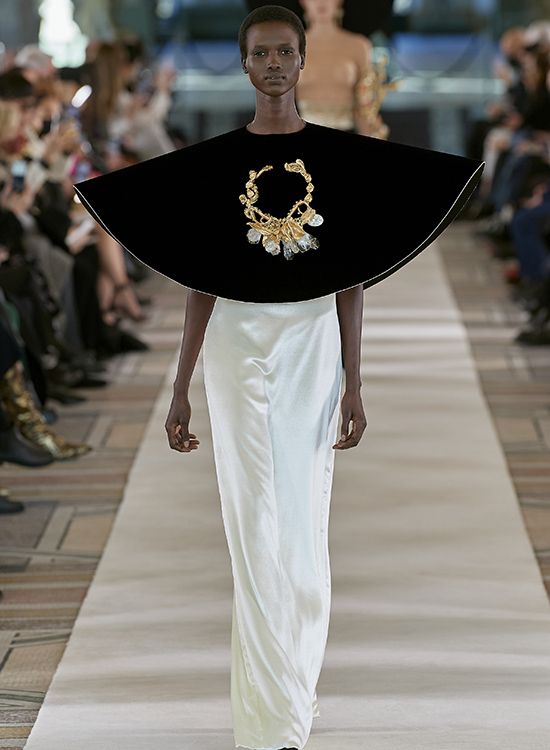 Schiaparelli Haute Couture primavera estate 2022
