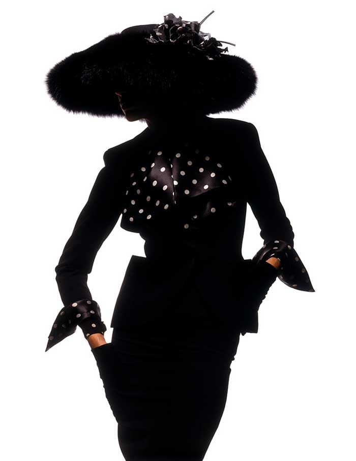 Una foto di Albert Watson, 1989, per Christian Dior Haute Couture by Gianfranco Ferré, FW 1989