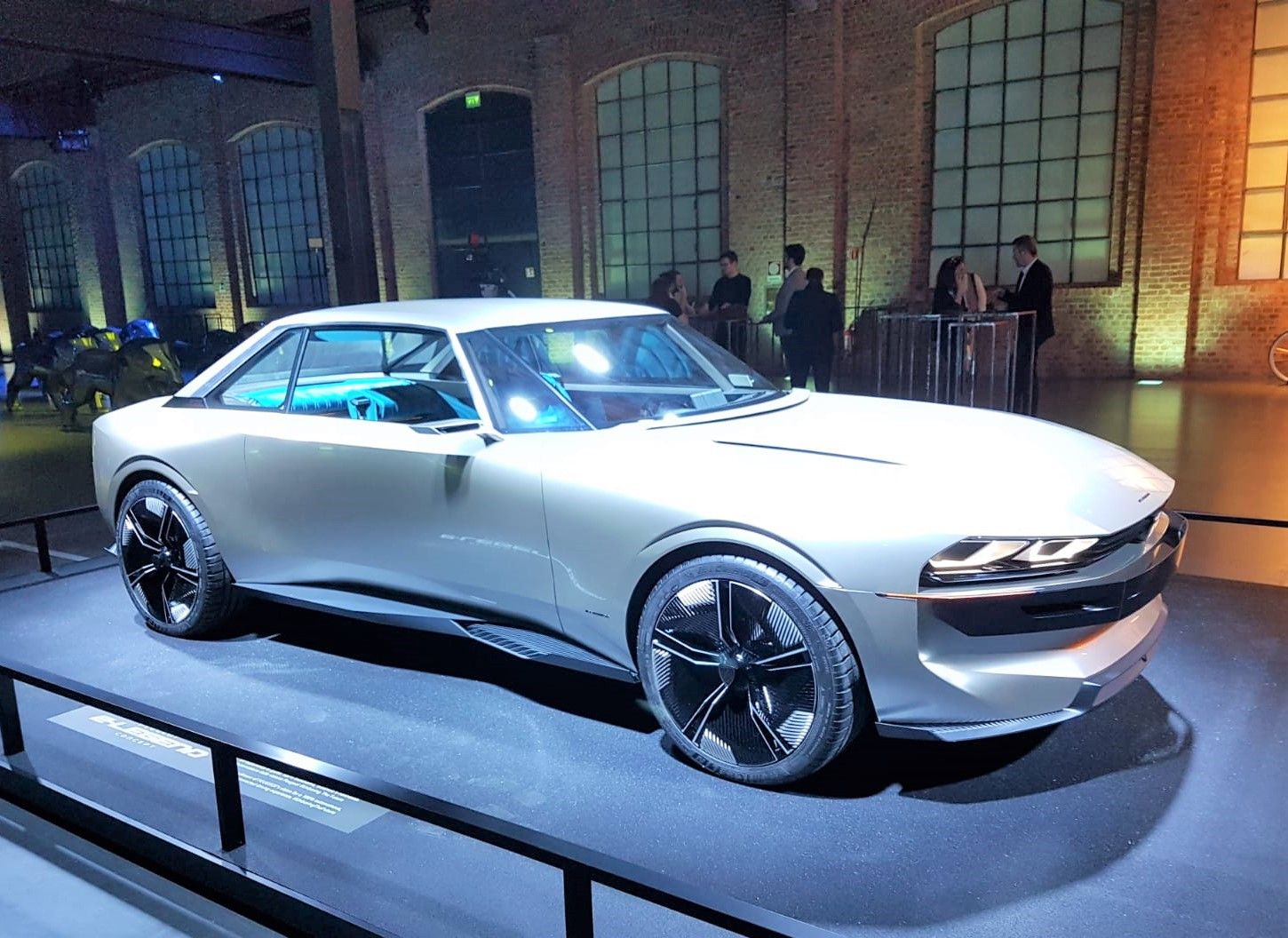 Alla Design Week di Milano Peugeot svela il suo futuro- immagine 5