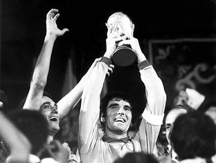 Gli ottant’anni di Dino Zoff