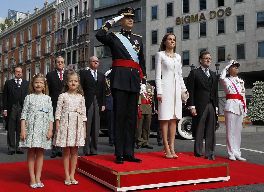giappone incoronazione corona royal reali royal family re regine monarchia Naruhito Masako re filippo letizia