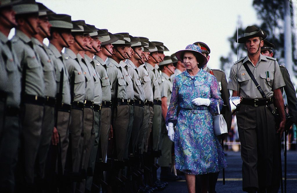 Tutti i colori di Queen Elizabeth - immagine 6