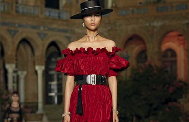 Le foto della sfilata Dior Cruise 2023