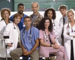 30 anni di “E.R. Medici in prima linea”, la serie che lanciò Clooney: ecco che fine ha fatto il resto del cast