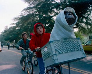 7 dicembre 1982, E.T. esce in Italia: 10 curiosità sul capolavoro di Steven Spielberg